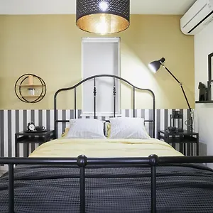 Beautiful In Shinjuku Shin-okubo 6minutes Walk B Holiday home
